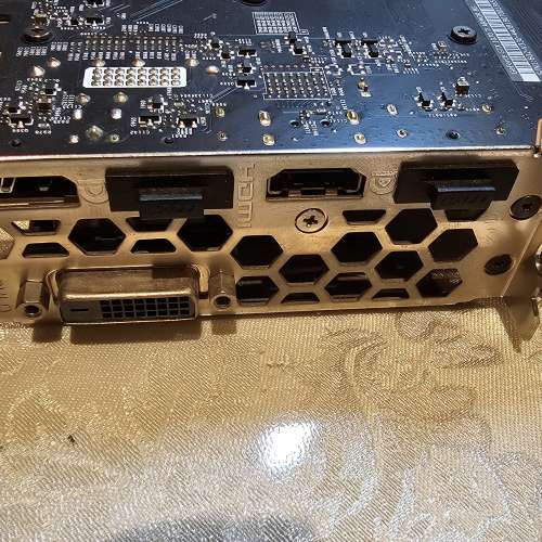 MSI GTX 1070TI 二手顯示卡，可以正常使用，無保養