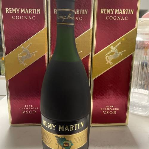 人頭馬vsop磨砂700ml（連盒）