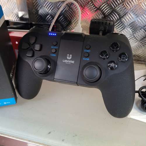 清屋發現GameSir T1 2個蓝牙遊戲手掣。旺角道或屯門良景村巴士站取