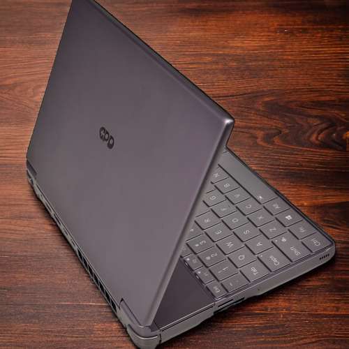 GPD Win Max2 2023 R7-7/32GB/2TB LTE 打爆