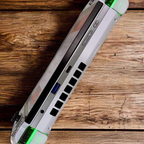 GPD Win4 R7-6800/32/2T 有盒新凈一套