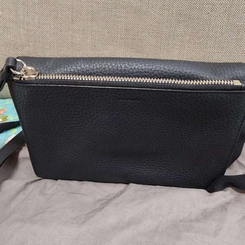 英國 ALLSAINTS 全真皮銀包斜孭袋