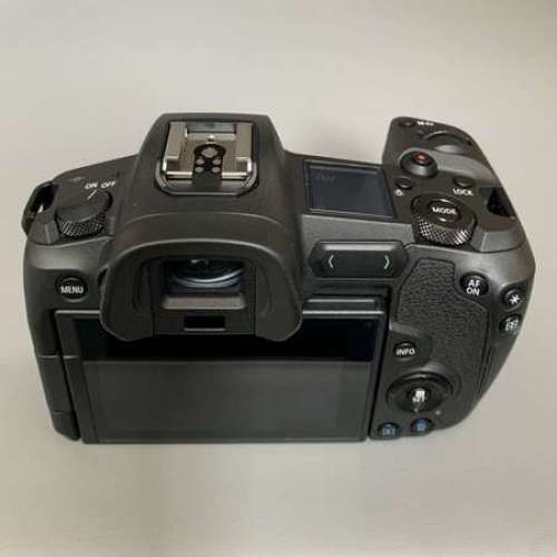 Canon EOS R 相機 行貨 99%近全新 3粒原廠電池