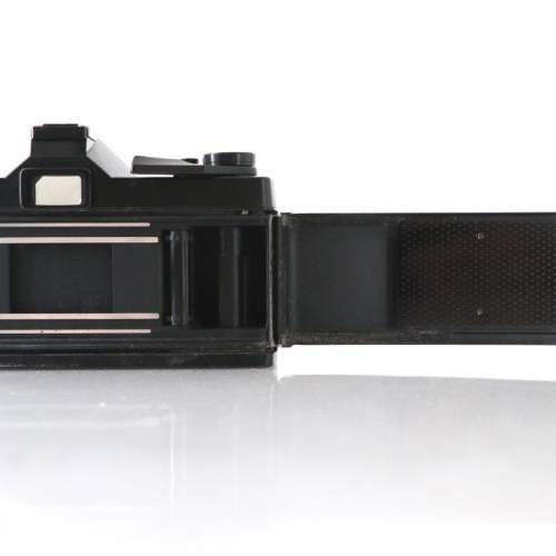 出讓日本 Mamiya NC1000S 135mm單反相機