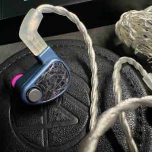 [99% new] 64Audio U4s