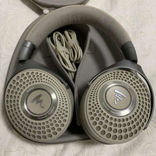 Focal Bathys noise cancelling headphones