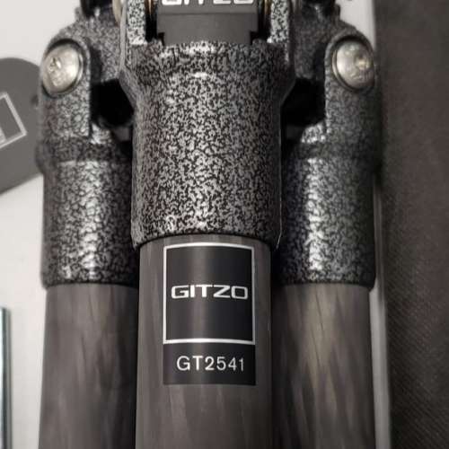 全新 Gitzo GT2541 Mountaineer 6X Carbon Fibre Tripod - Series 2 (登山者第2代碳...