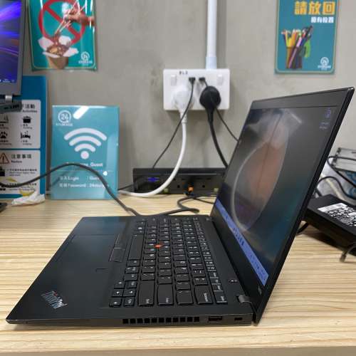 [少量] Lenovo ThinkPad T490s (8代 4核 i7 / 14" 全高清 / Win 11 Pro / 永久Offi...