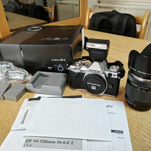 Olympus OM-D E-M5 mark II 連 Olympus 14-150mm f4-5.6 II