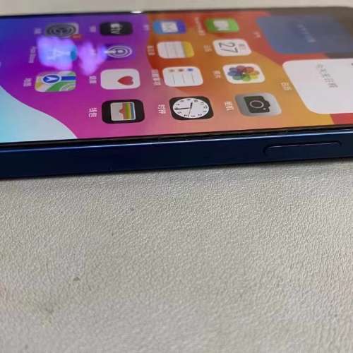 iPhone 12 256G 電池健康100%，買返嚟極少用