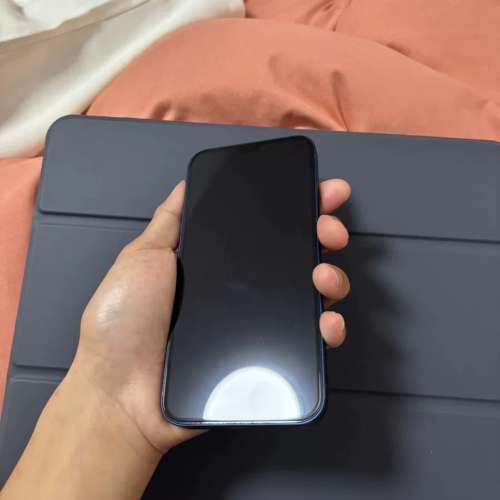 Apple iPhone 12 256G 6.1寸大螢幕，功能全部正常運作，電池效能100 %，電池良好，...