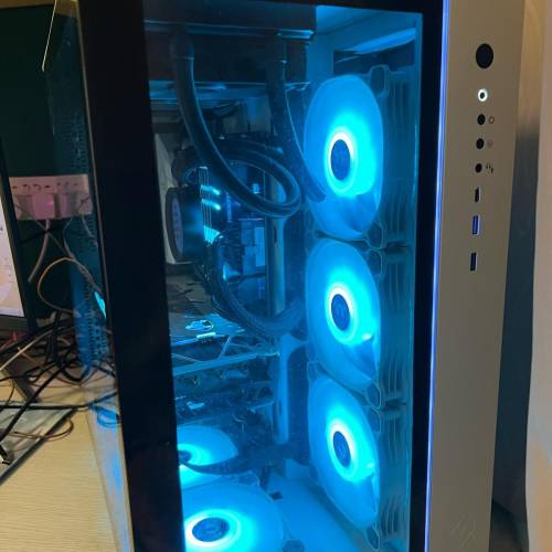 二手主機 R7 5800x  RX6700xt (可議) 🇭🇰