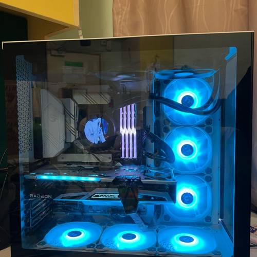 二手主機 R7 5800x  RX6700xt (可議) 🇭🇰