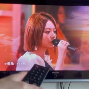 55吋電視 TV 55'' 🈶搖控 掛牆  已拆下  機底螢光幕入了塵 開機看不見