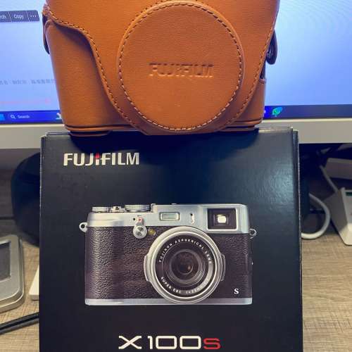 Fuji film X100S