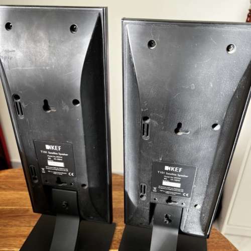 出售：KEF T101 Satellite Speakers