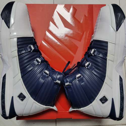 Lebron 3 Midnight Navy Size US 13/UK 12/EU 47.5