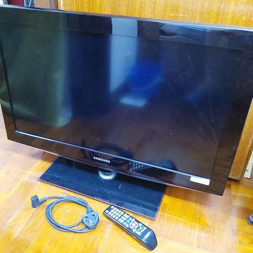二手三星電視機 Samsung TV LA32B460B2M 32寸