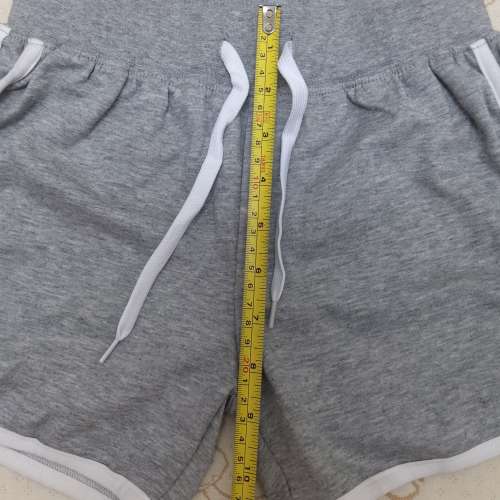 全新灰色白邊短褲 沙灘褲 運動褲 休閒褲 跑步褲 波褲