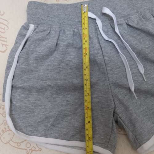 全新灰色白邊短褲 沙灘褲 運動褲 休閒褲 跑步褲 波褲