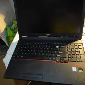 Fujitsu LIFEBOOK E556 i7-6500U 零件機