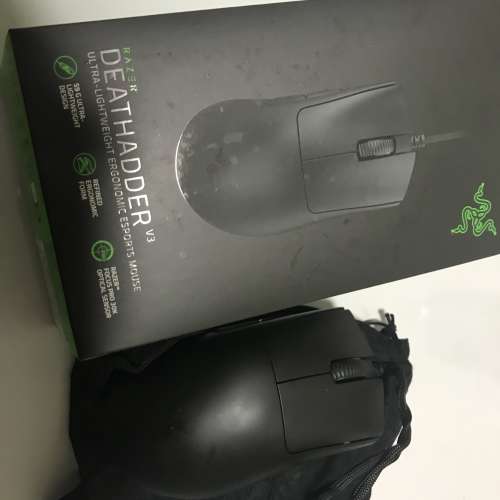 Razer Deathadder v3鼠標加鍵盤900$