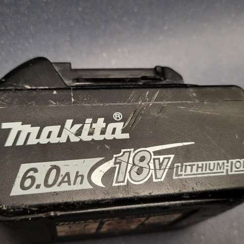Makita 紅M 牧田18V 6.0Ah 少用出讓 有意聯繫