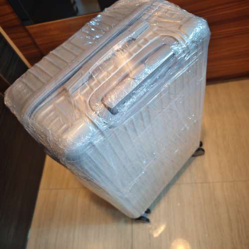 全新旅行喼22x16x10吋