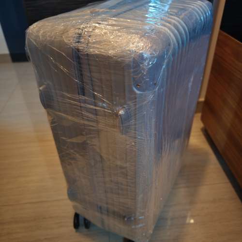 全新旅行喼22x16x10吋