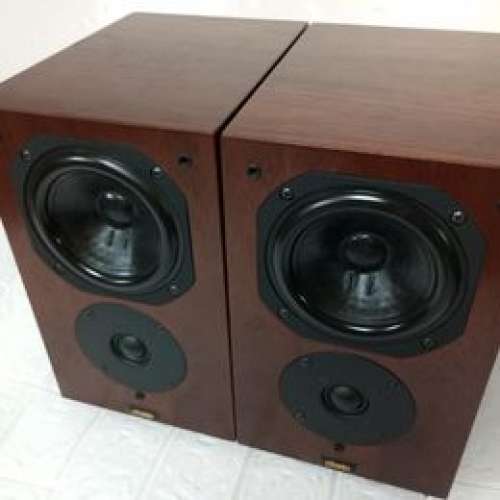 Chario Reference 100 書架有面網