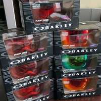 Snowboardfans Oakley 全新 snow goggle $450起 滑雪用品