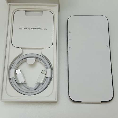 100％全新 iphone 15 pro 原色 128GB （香港行貨）