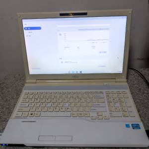 （當壞賣）FUJITSU AH532 NOTEBOOK 手提電腦  I5-3230M/ 8GB DDR3  無HDD，無原廠...