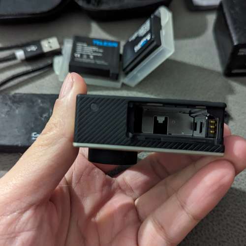95%新 GoPro HERO 4 Black Edition  4K 運動相機 +額外配件