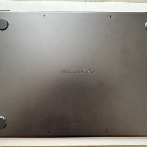 Apple MacBook Pro 14” M3 Pro 18GB+512GB Space Black 太空黑行貨只用兩星期