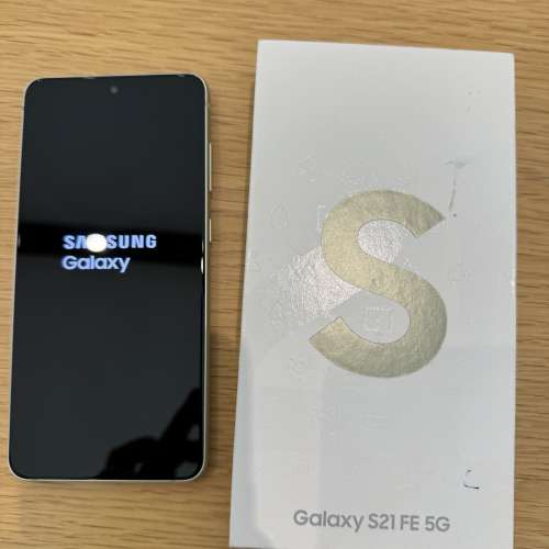 Samsung S21FE 5G 8+256GB 橄欖綠色行貨極新有單有保養