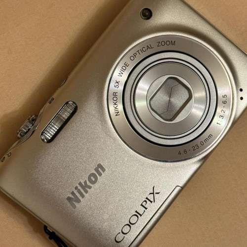 (90% 新）Nikon Coolpix S3100