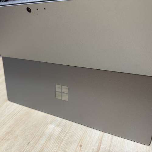 Surface Pro 5 4G/128GB/I5-7300U