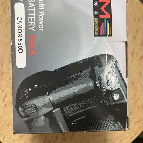 Canon 550D 副廠夾連電池座