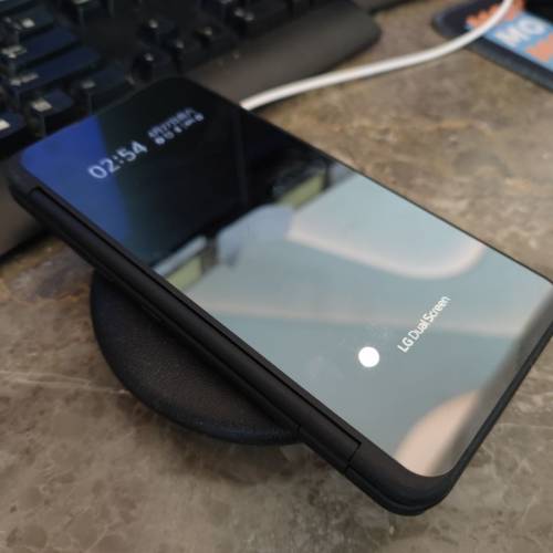 LG V60 日本版 8+128gb 連副芒9成新