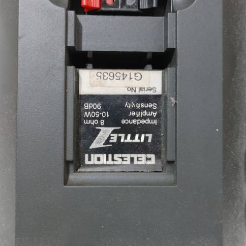 变色龍後置喇叭（英國