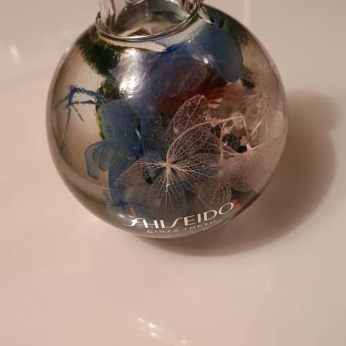 資生堂 Shiseido 永生花浮游花瓶小夜燈 herbarium bottle