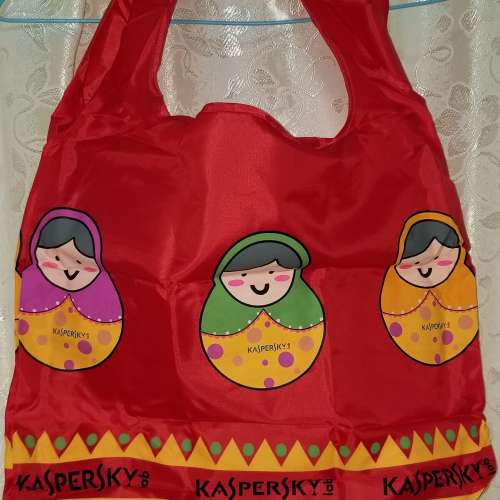 ***2件一套價 紅色 娃娃 尼龍 手抽袋 旅行 移民 Red Doll Nylon Tote Hand Carry B...