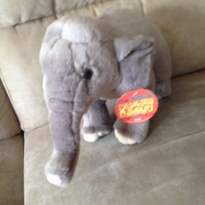 👶 Home Decor Figure Toy Elephant USED 玩具 👶