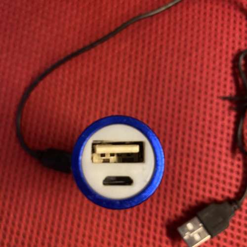 行動電源 power bank 2600MAH