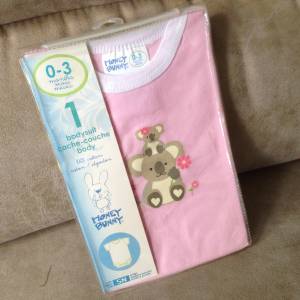 👶 HONEY BUNNY Baby Bodysuit for Newborns 0-3 months NEW 嬰兒 連體衣 1件 👶