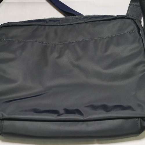 代友出售 Agnes'b 斜孭袋