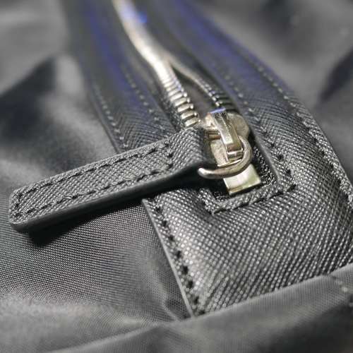 代友出售 Agnes'b 斜孭袋