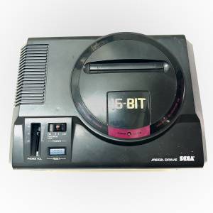 正常 有缺件 SEGA MD Mega Drive 世嘉五代 Genesis 非mini 淨機 中古 懷舊 電視遊戲機