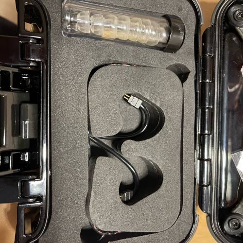 FENDER TEN 5 CARBON BLACK 2 pin